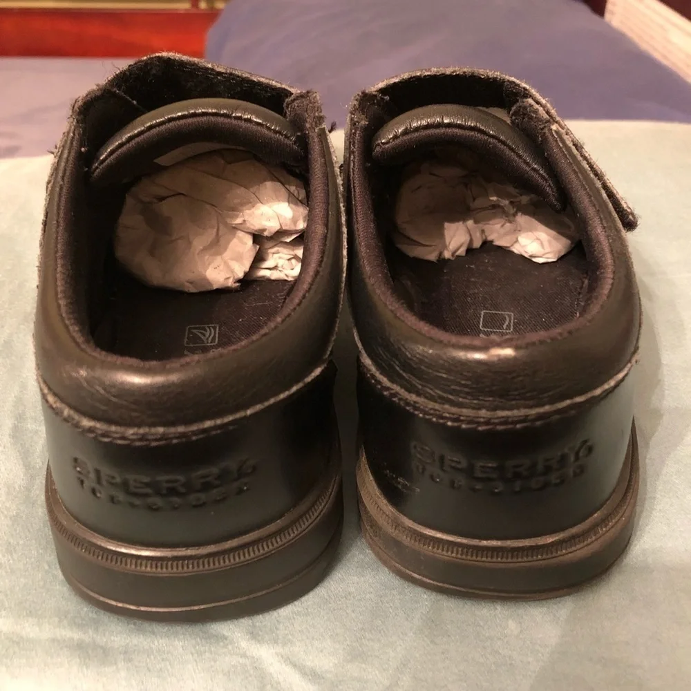 Sperry Topsider black leather slip on dress shoes